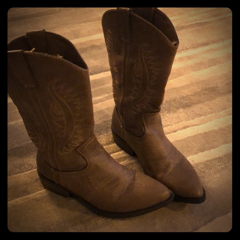 Rampage boots 🧡Great condition!!